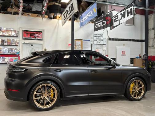 2024 Porsche Cayenne Turbo GT