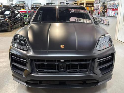 2024 Porsche Cayenne Turbo GT
