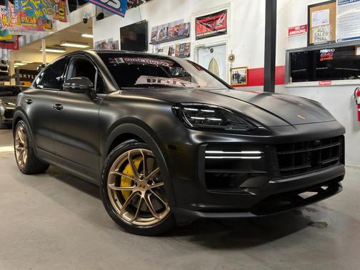 2024 Porsche Cayenne Turbo GT