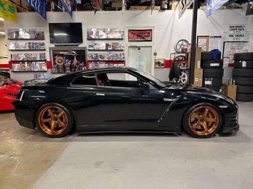 2012 Nissan GT-R Premium