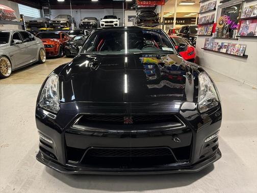 2012 Nissan GT-R Premium