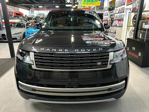 2024 Land Rover Range Rover Autobiography LWB 5