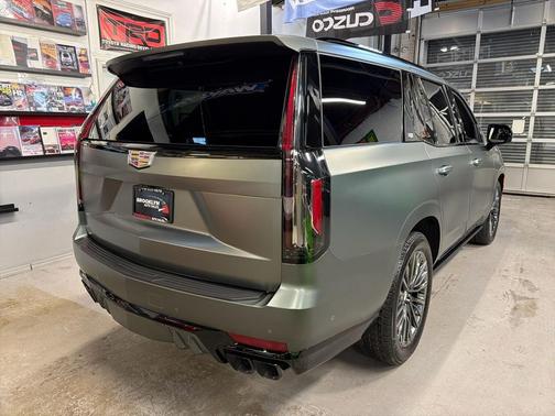 2023 Cadillac Escalade V-Series