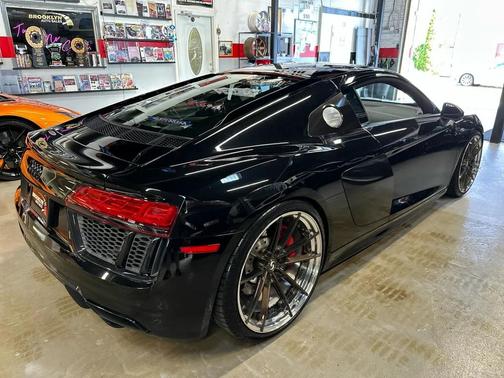 2018 Audi R8 V10 Coupe RWS S Tronic
