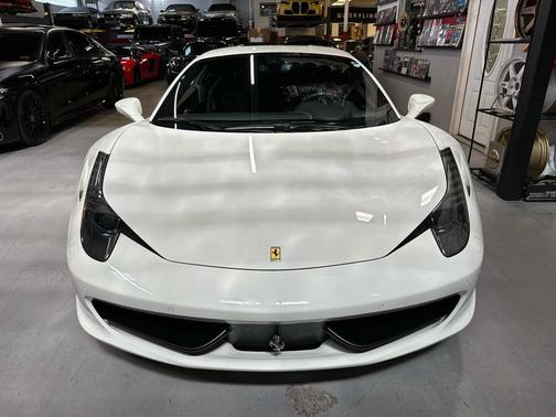 2014 Ferrari 458 Italia Base