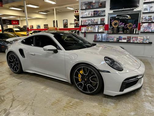 2022 Porsche 911 Turbo S