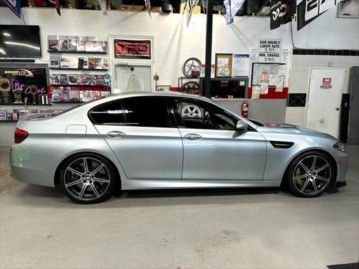 2016 BMW M5 Base