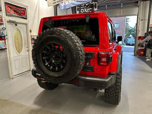 2023 Jeep Wrangler Rubicon 392