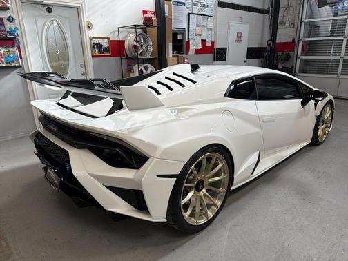 2022 Lamborghini Huracan STO STO Coupe