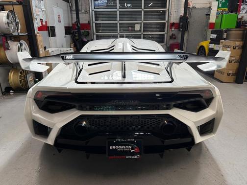 2022 Lamborghini Huracan STO STO Coupe