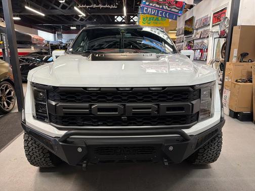 2022 Ford F-150 Raptor SuperCrew 4WD