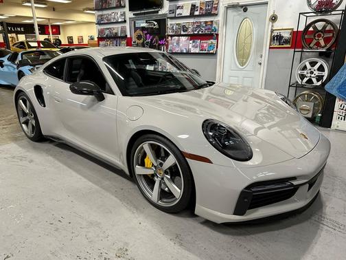 2021 Porsche 911 Turbo S