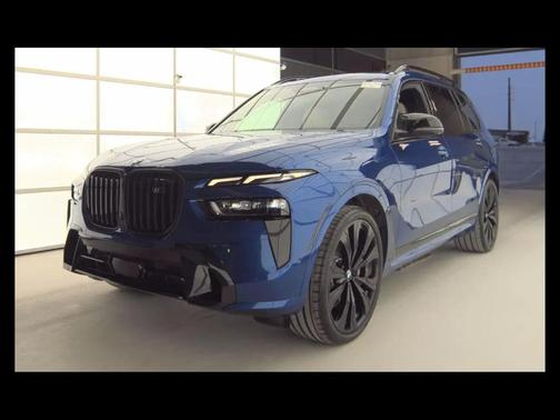 2023 BMW X7 M60i
