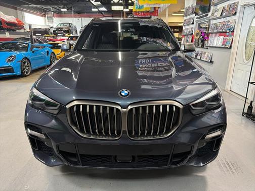 2022 BMW X5 M50i