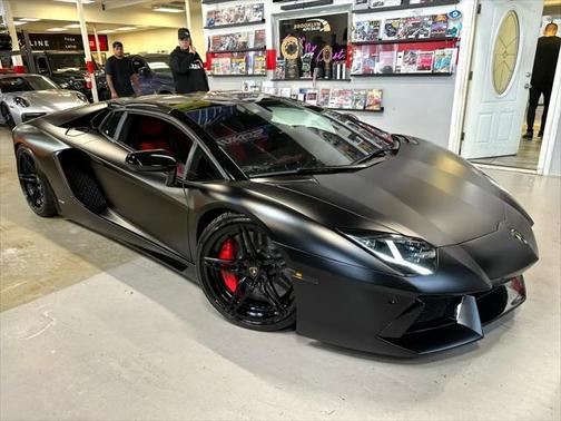 2015 Lamborghini Aventador Roadster