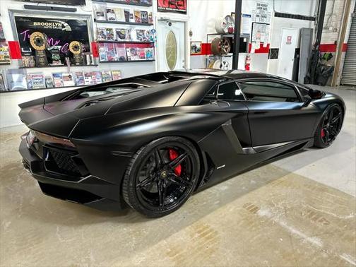 2015 Lamborghini Aventador Roadster