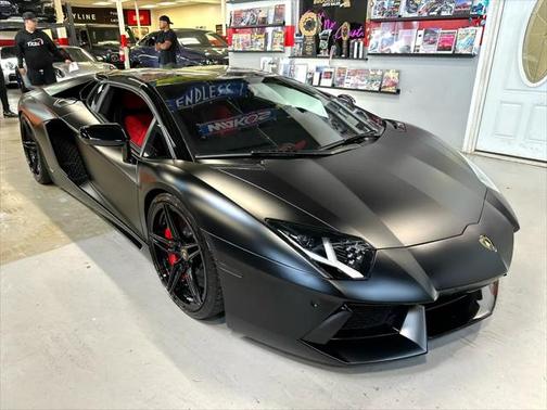 2015 Lamborghini Aventador Roadster