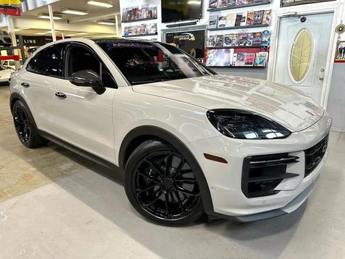 2024 Porsche Cayenne Turbo GT