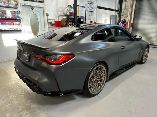 2022 BMW M4 Base
