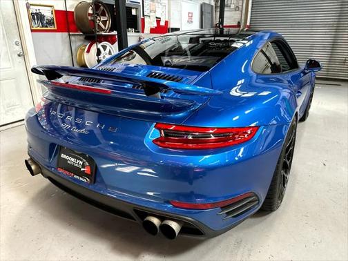 2018 Porsche 911 Turbo S