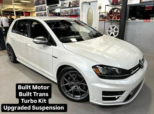 2016 Volkswagen Golf R 4-Door w/DCC & Navigation