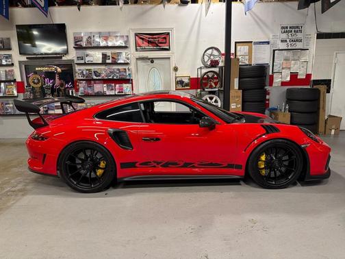 2019 Porsche 911 GT3 RS