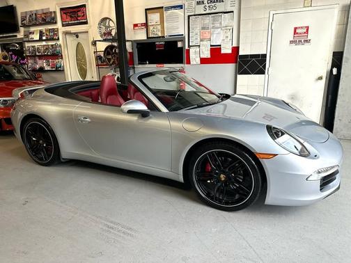2015 Porsche 911 Carrera