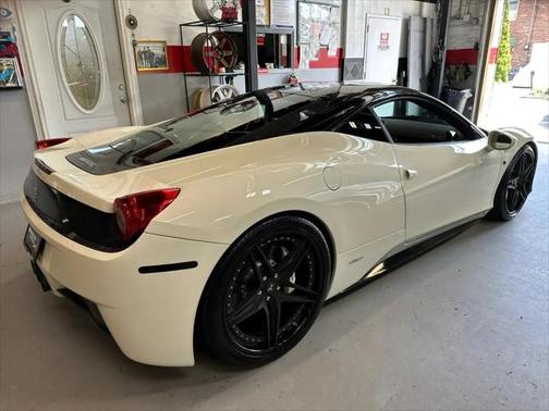 2012 Ferrari 458 Italia Base