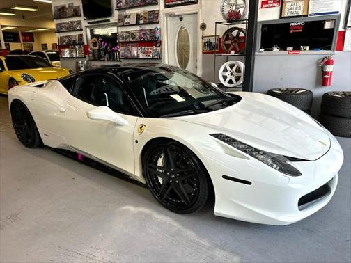 2012 Ferrari 458 Italia Base