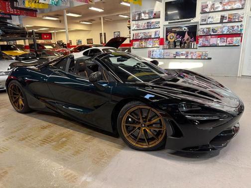 2023 McLaren 720S Base