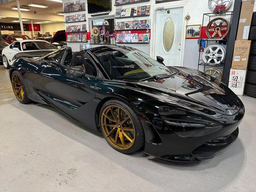 2023 McLaren 720S Base