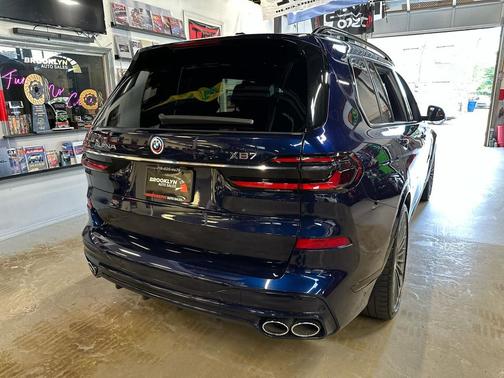 2023 BMW ALPINA XB7 Base