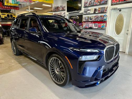 2023 BMW ALPINA XB7 Base