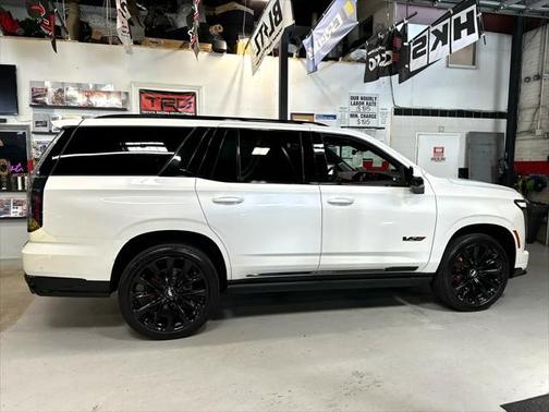 2025 Cadillac Escalade V-Series