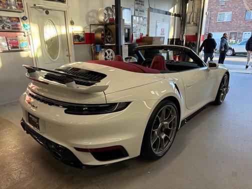 2022 Porsche 911 Turbo S