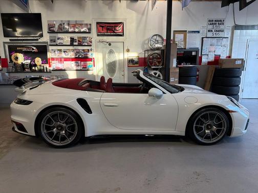 2022 Porsche 911 Turbo S