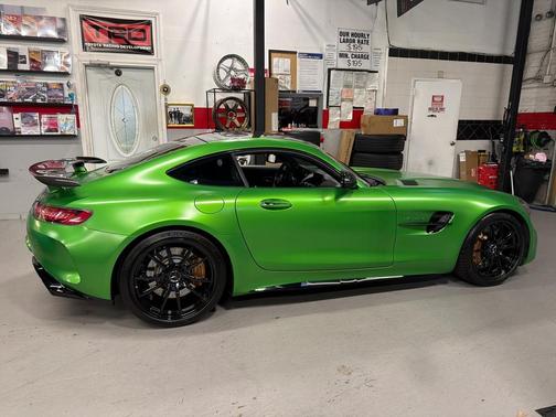 2018 Mercedes-Benz AMG GT R