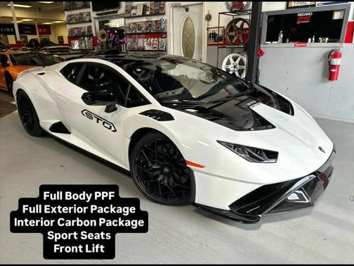 2022 Lamborghini Huracan STO STO Coupe