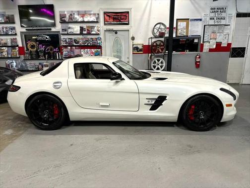 2014 Mercedes-Benz SLS AMG GT