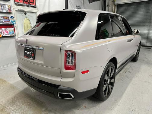 2023 Rolls-Royce Cullinan 