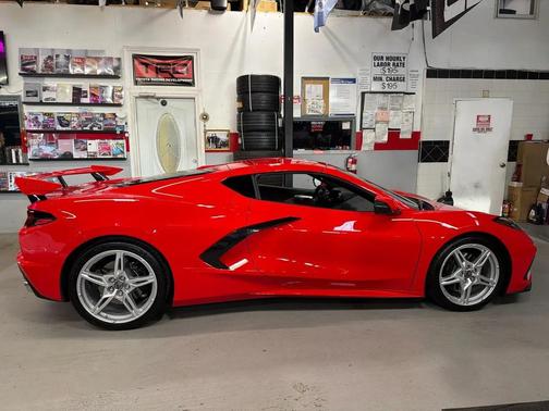 Red 2023 Chevrolet Corvette Stingray w/2LT