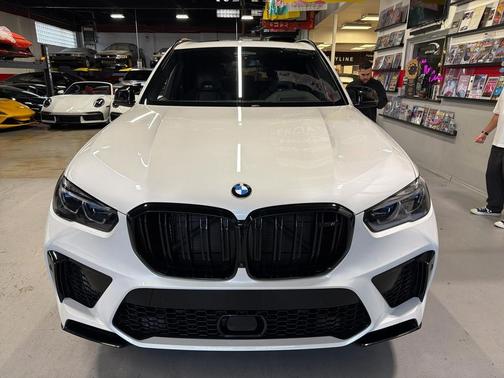 2022 BMW X5 M Base
