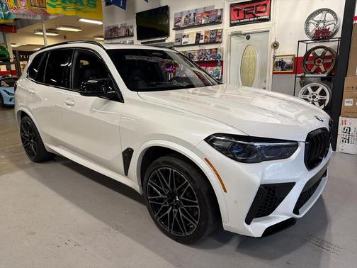 2022 BMW X5 M Base