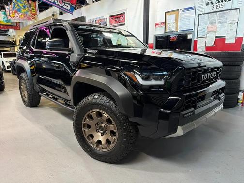 Black 2026 Toyota 4Runner Hybrid Hybrid Trailhunter iForce Max 4WD (Natl)