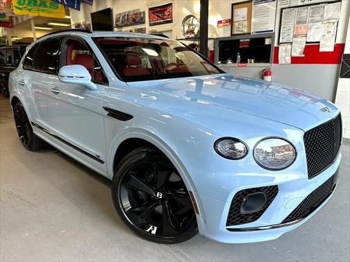 2022 Bentley Bentayga V8
