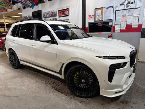 2023 BMW ALPINA XB7 Base