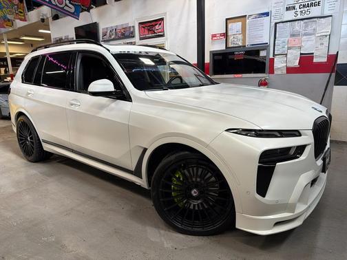 2023 BMW ALPINA XB7 Base