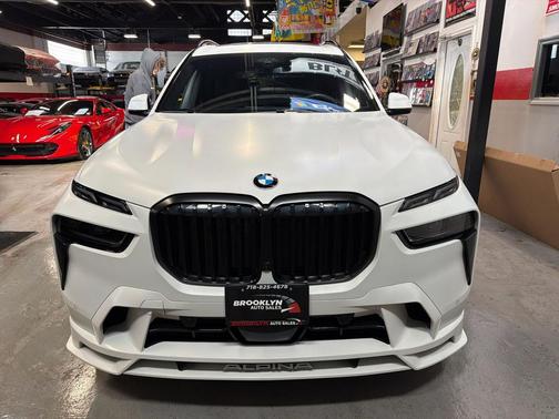 2023 BMW ALPINA XB7 Base