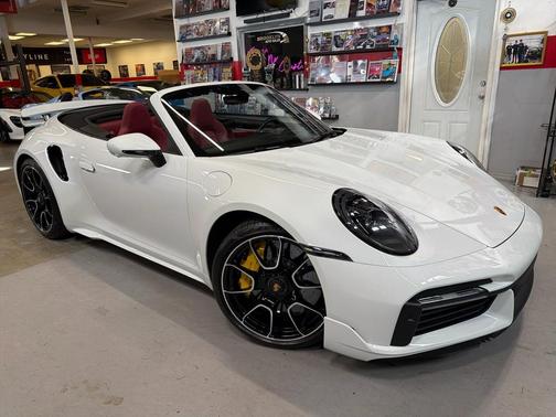 2022 Porsche 911 Turbo S