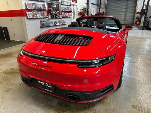 2021 Porsche 911 Carrera 4S Cabriolet
